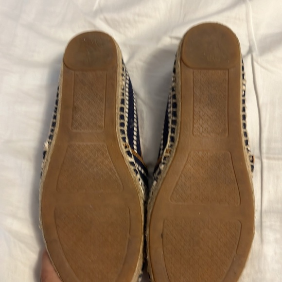 Tory Burch 7 1/2 canvas espardrille slip on - Picture 4 of 5